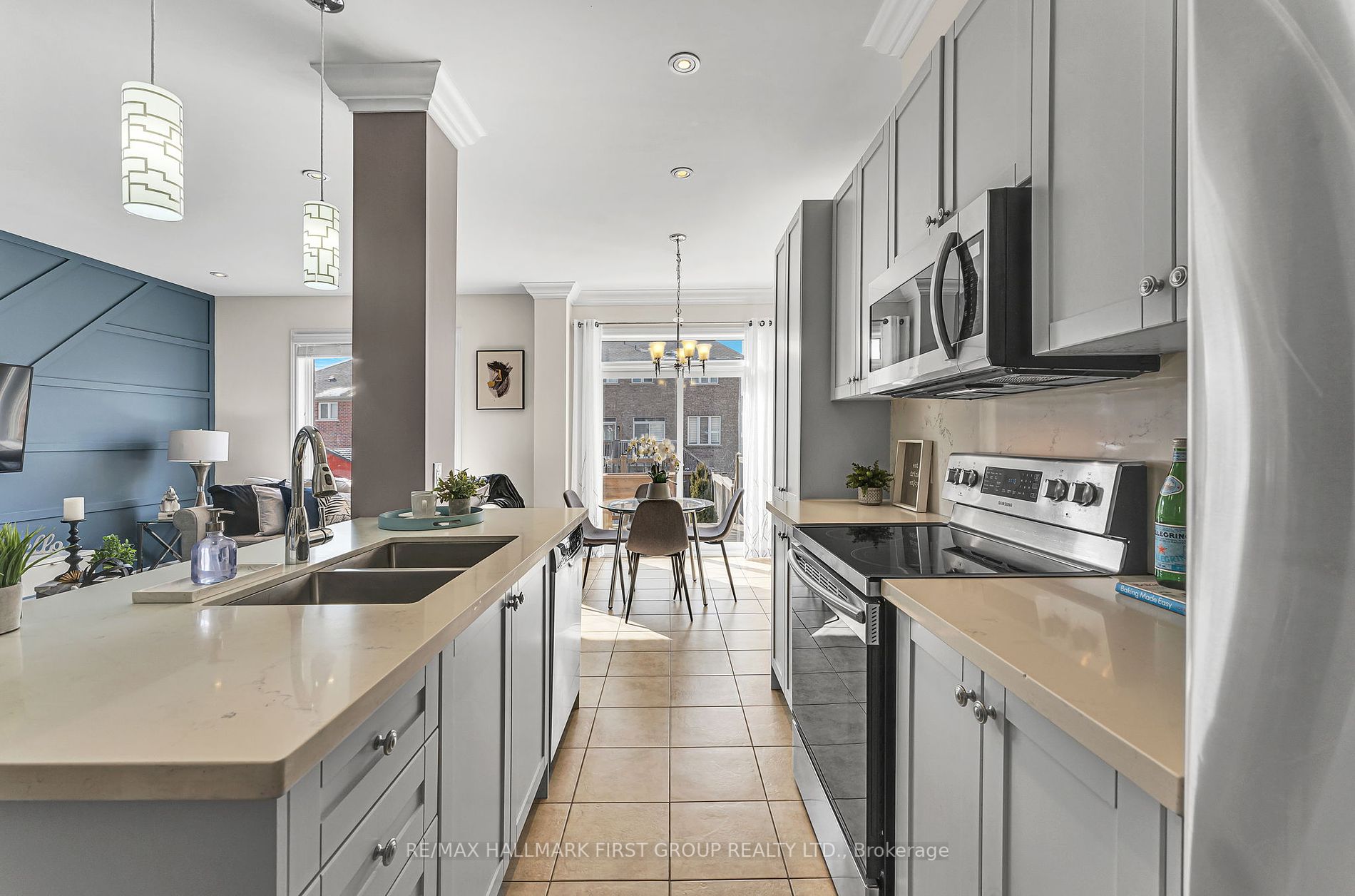 18 Autumn Arbour Road