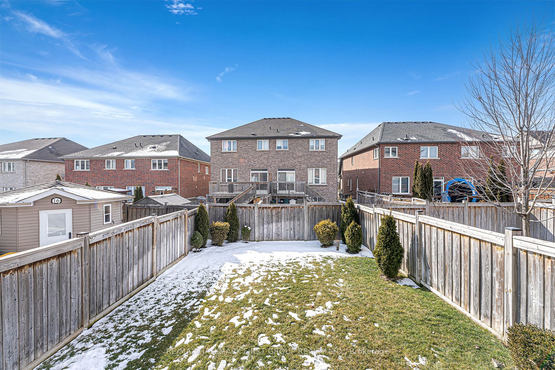 18 Autumn Arbour Road
