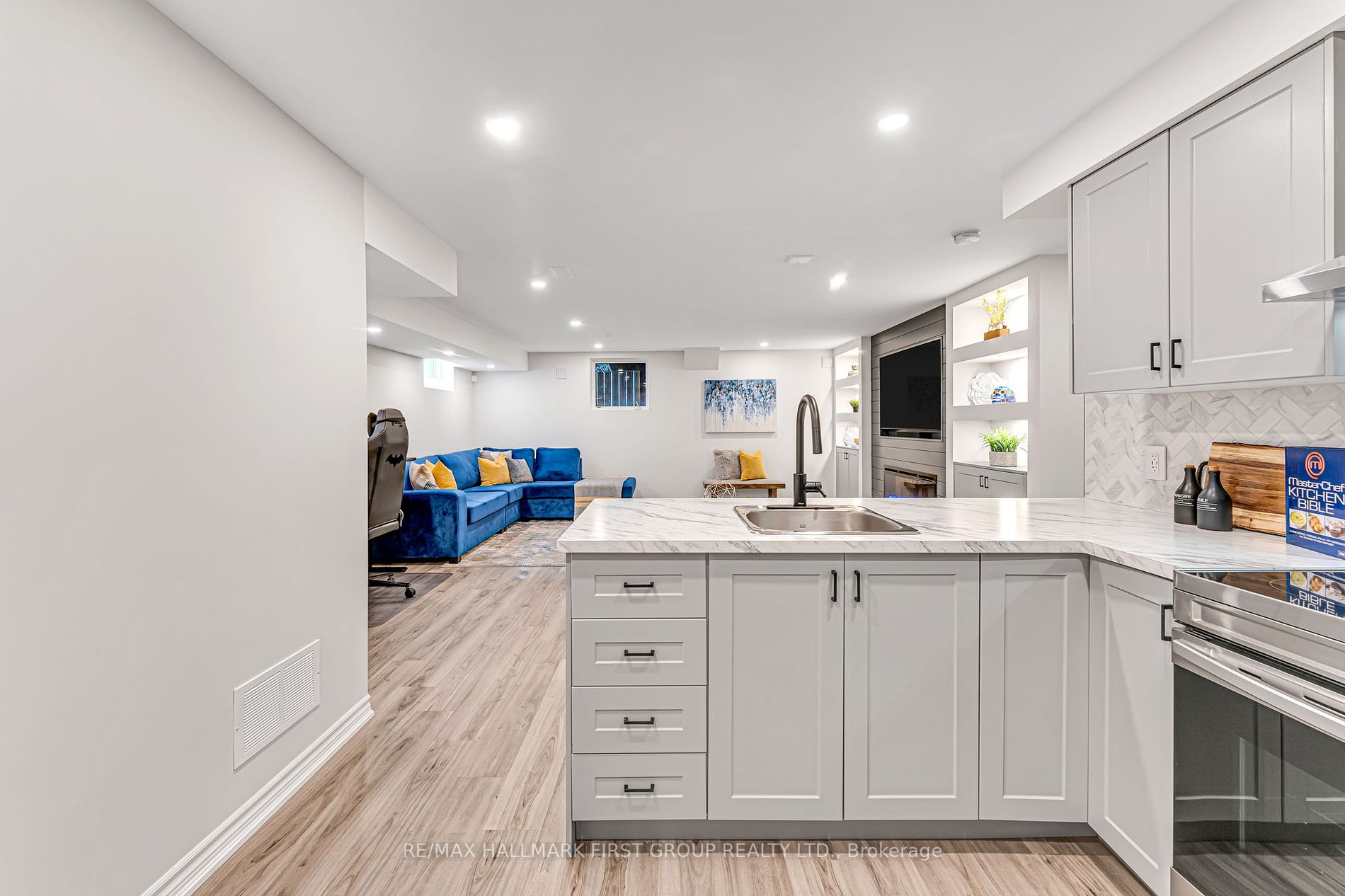 18 Autumn Arbour Road