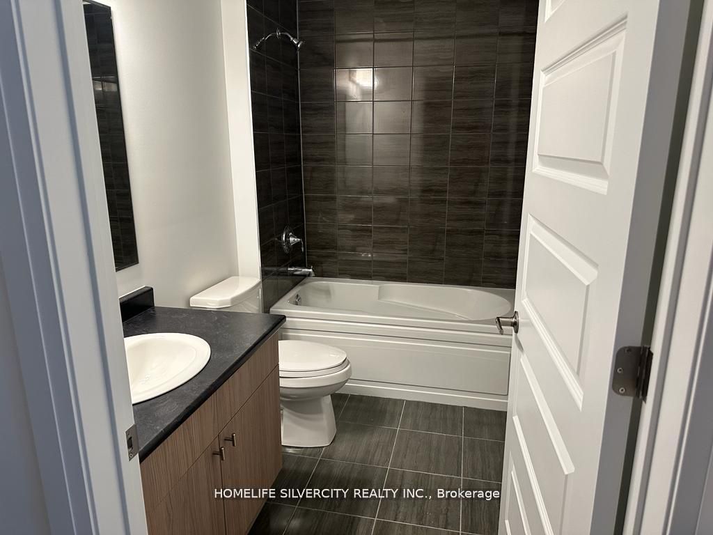 460 Gordon Krantz Avenue, #415