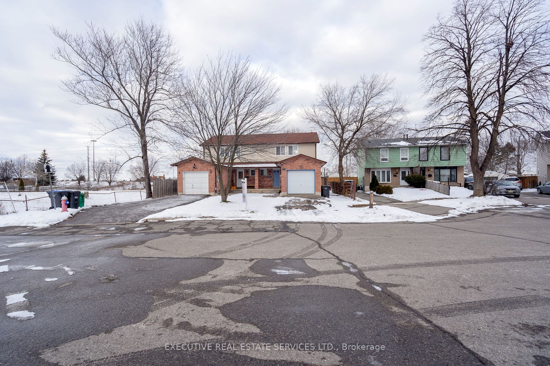 62 Bramhall Circ