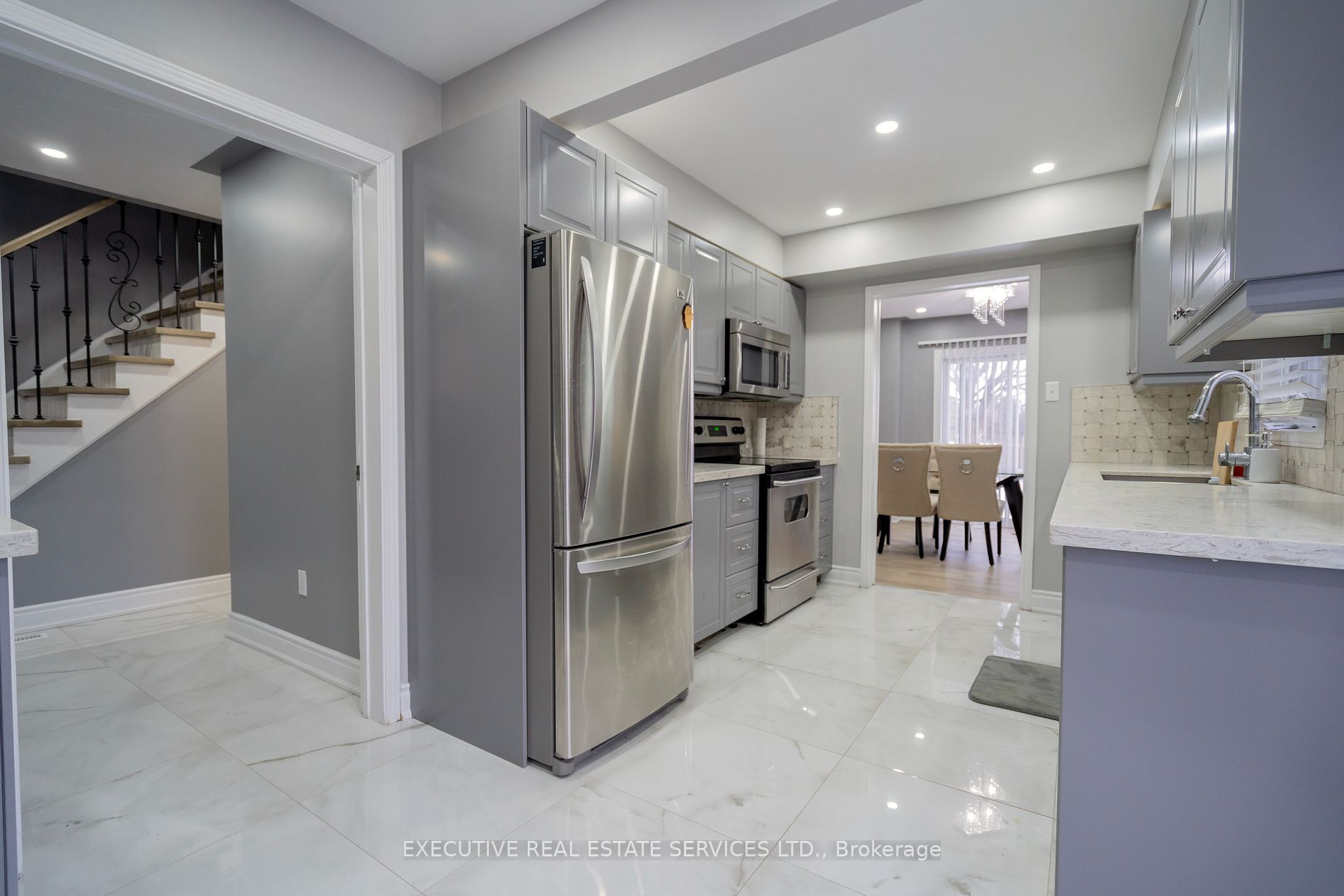 62 Bramhall Circ