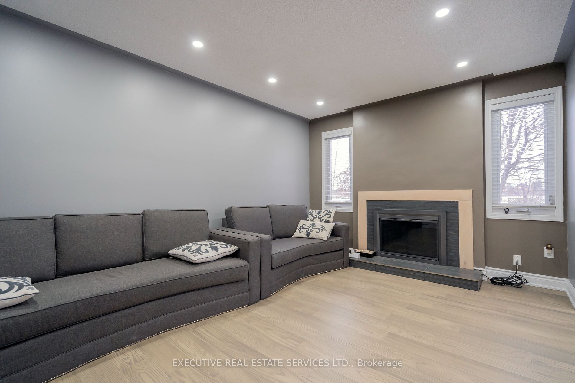 62 Bramhall Circ