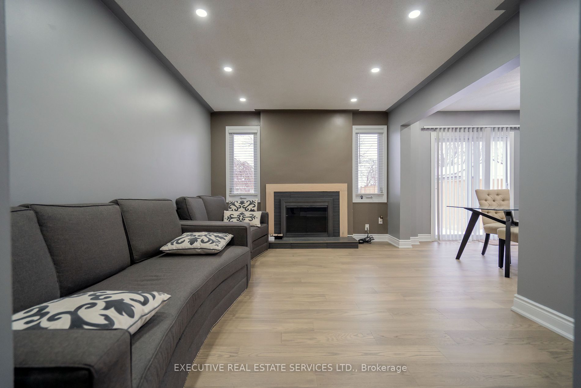 62 Bramhall Circ