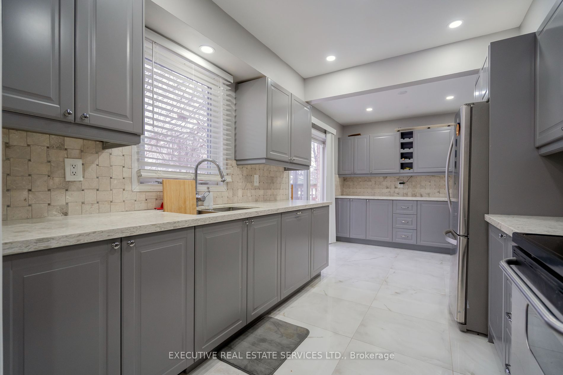 62 Bramhall Circ