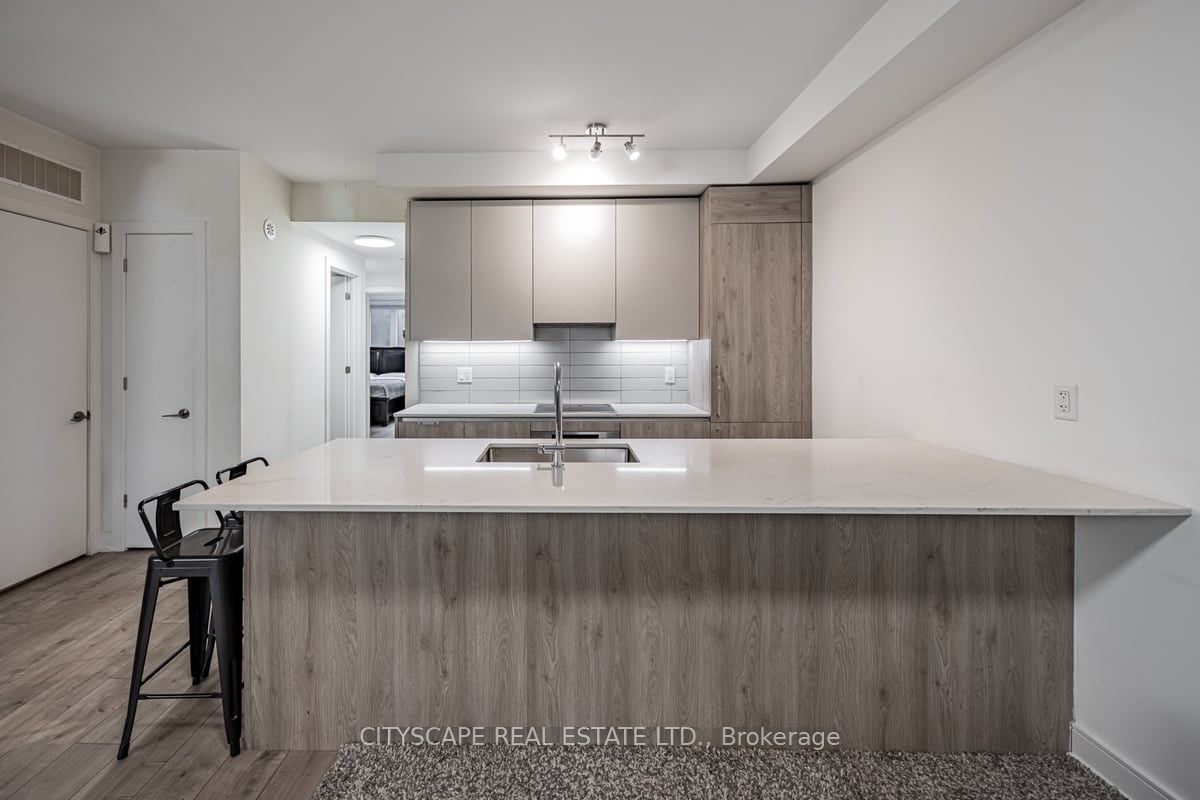 66 Longbranch Avenue #1