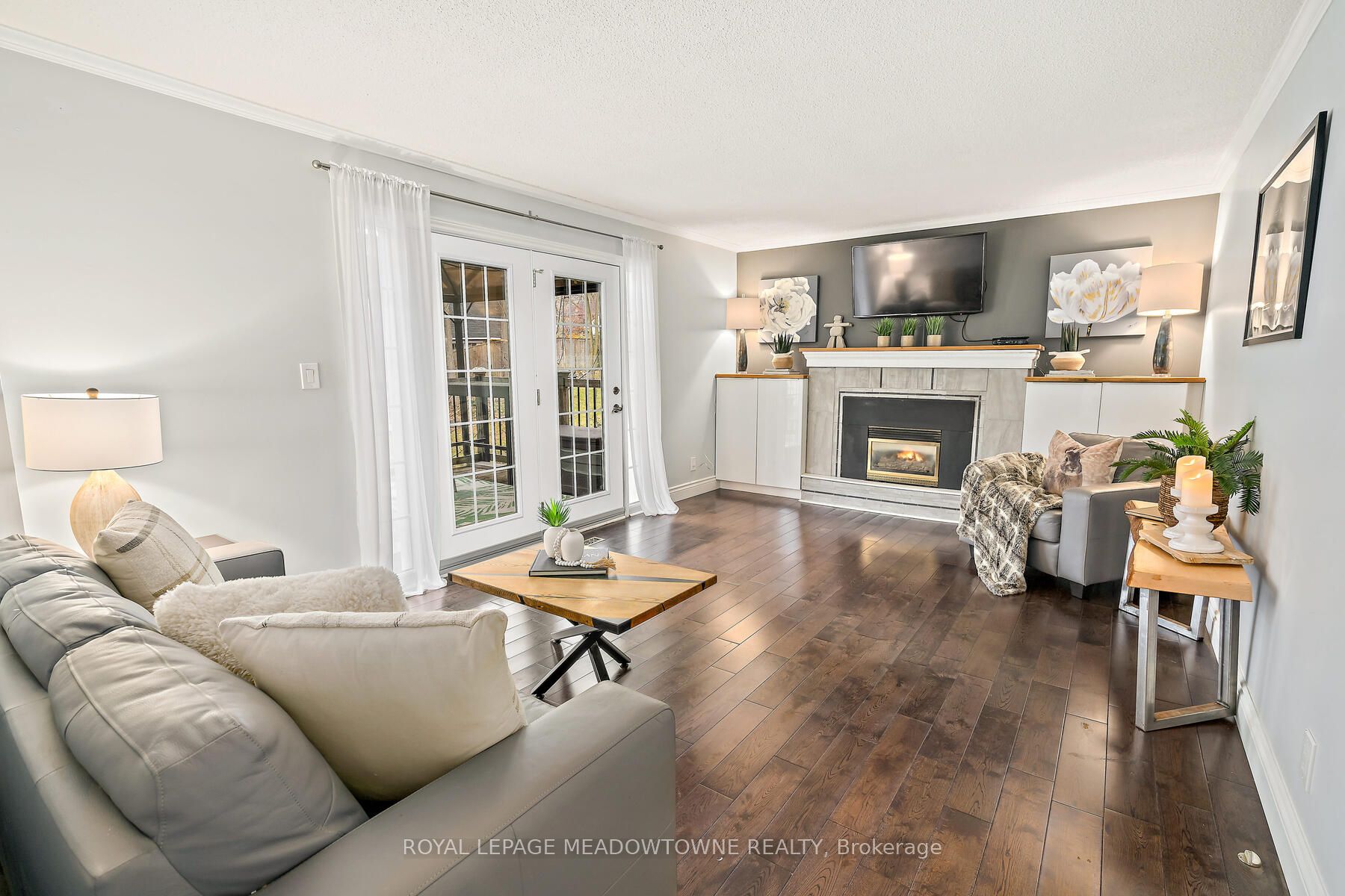144 Main St S