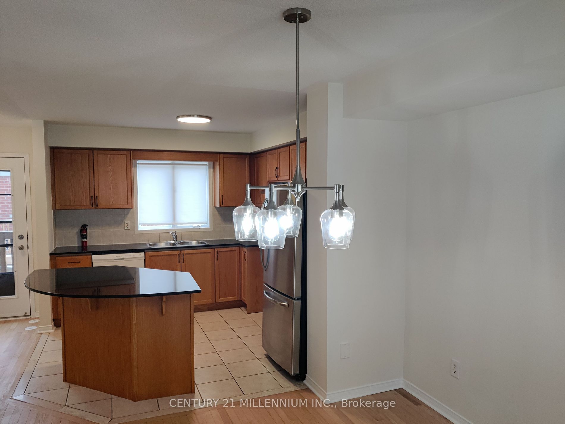 221 Twelfth St, #5