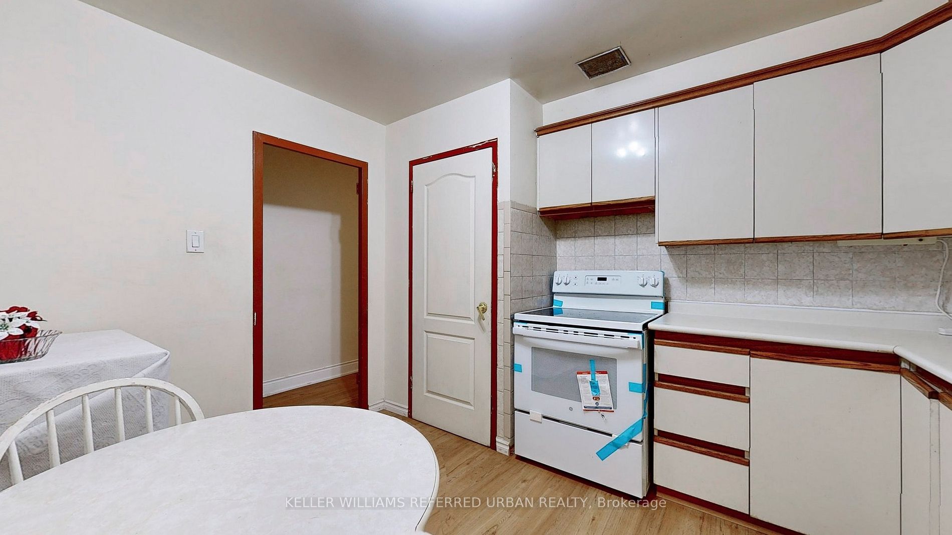3460 Keele Street, #921