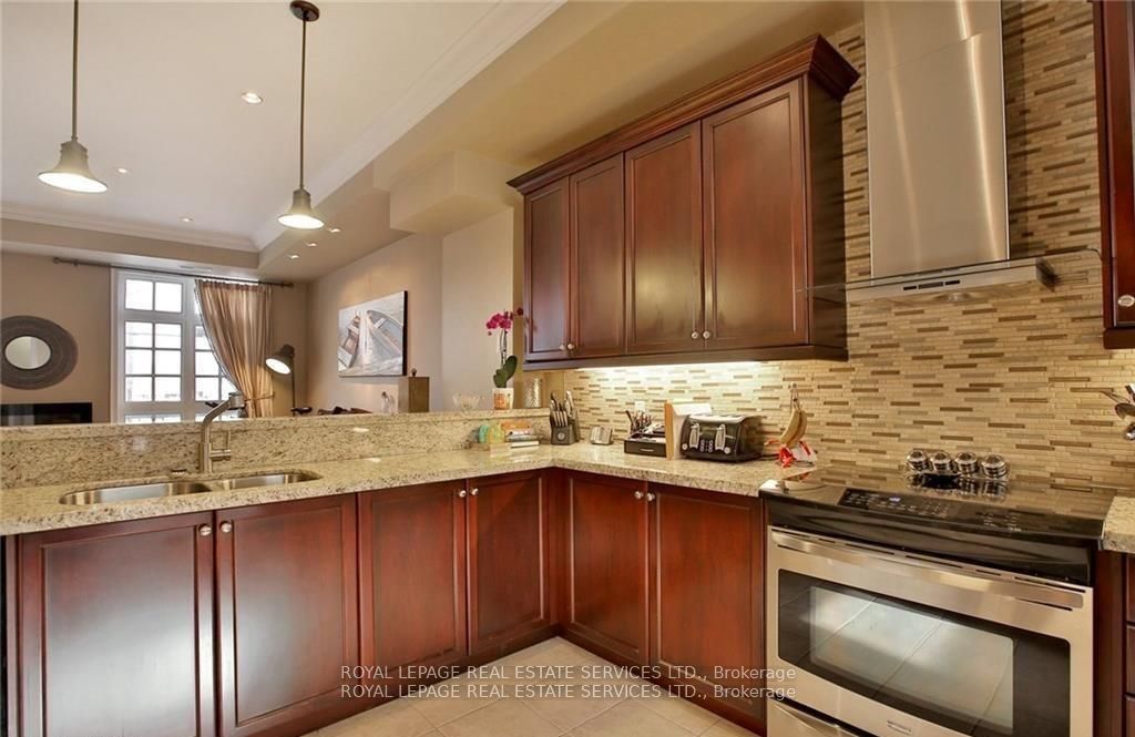 116 Bronte Rd