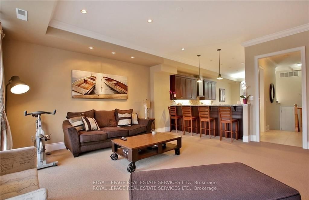 116 Bronte Rd