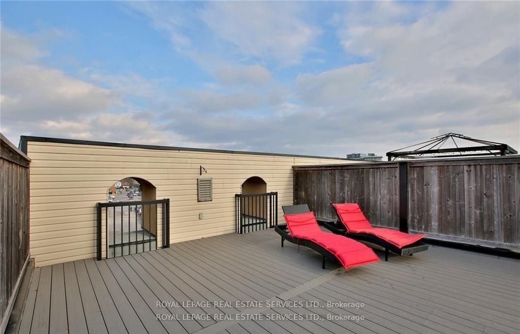 116 Bronte Rd