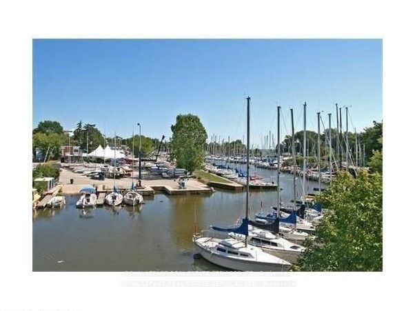 116 Bronte Rd