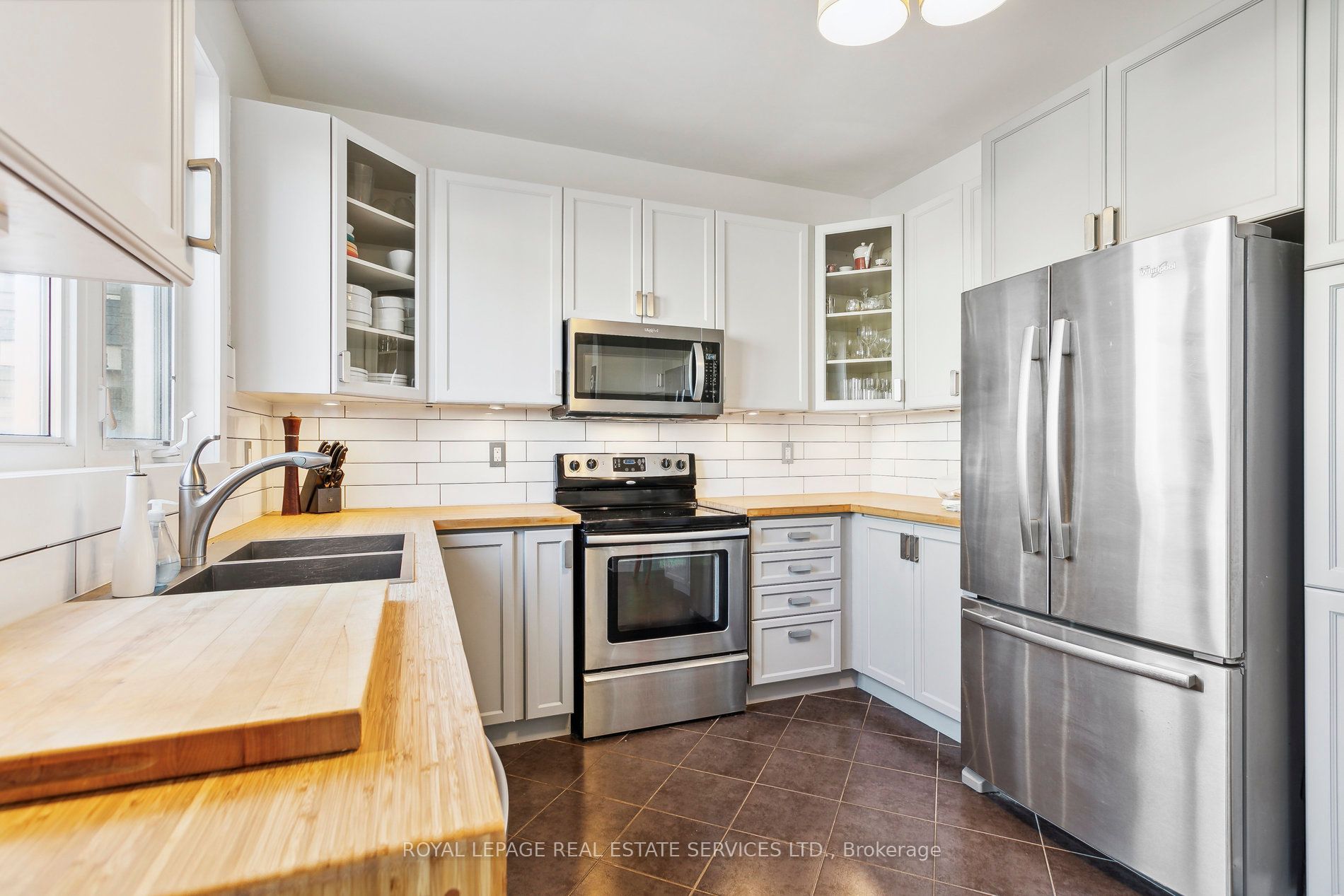 917 Mctrach Cres