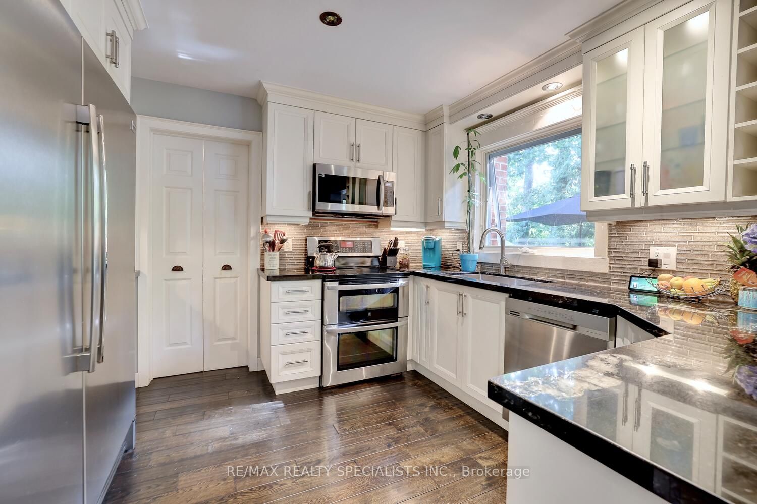 1270 Rose Crt