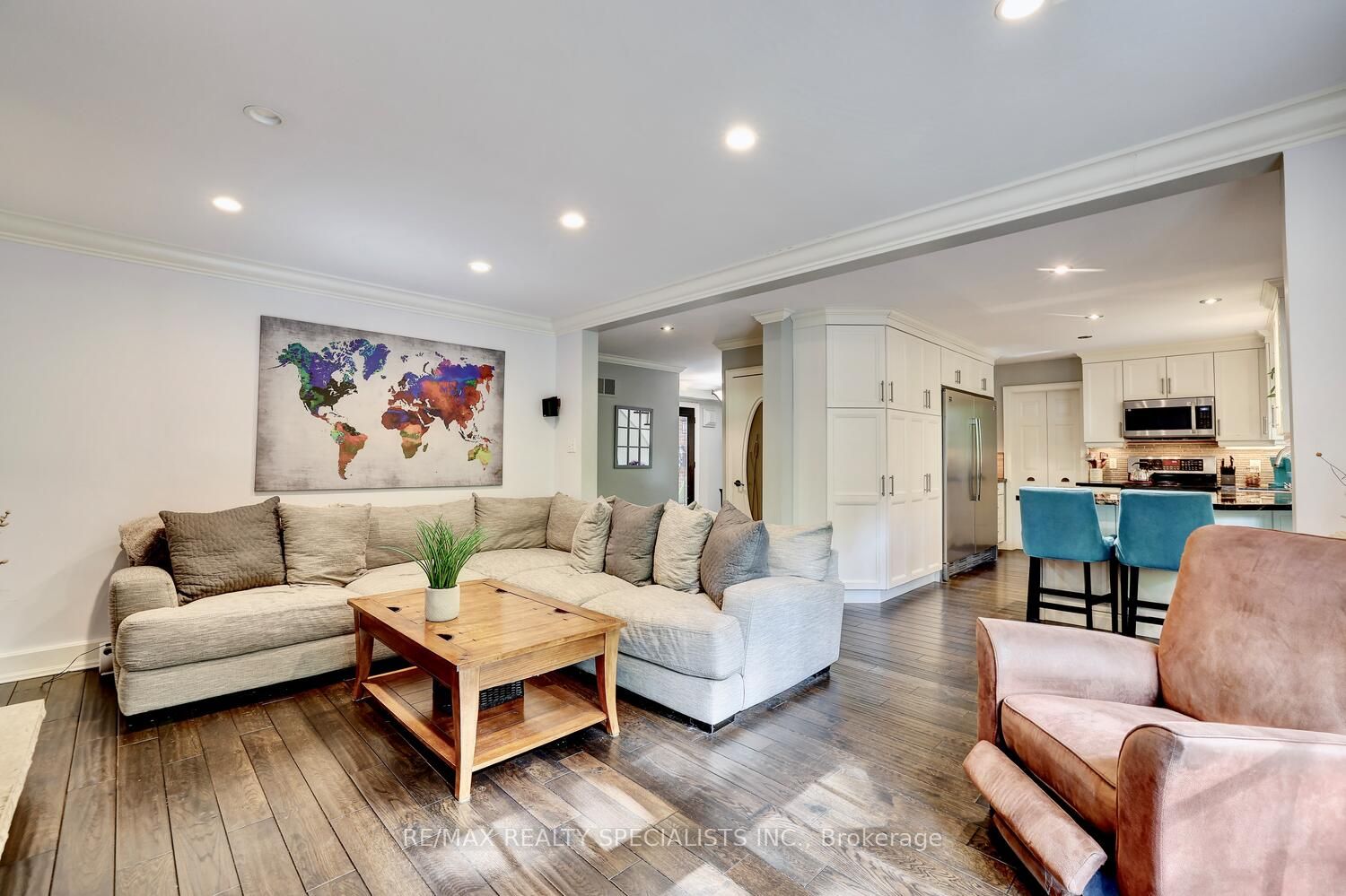 1270 Rose Crt