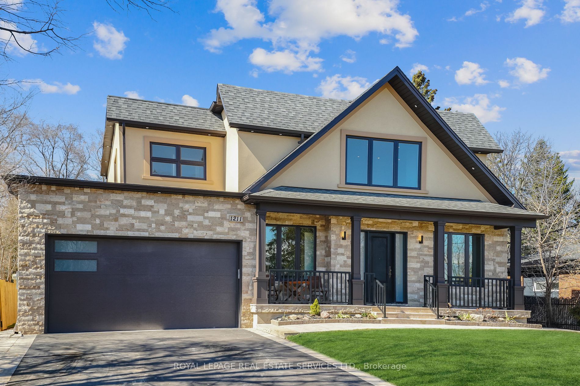 1211 Pinegrove Road