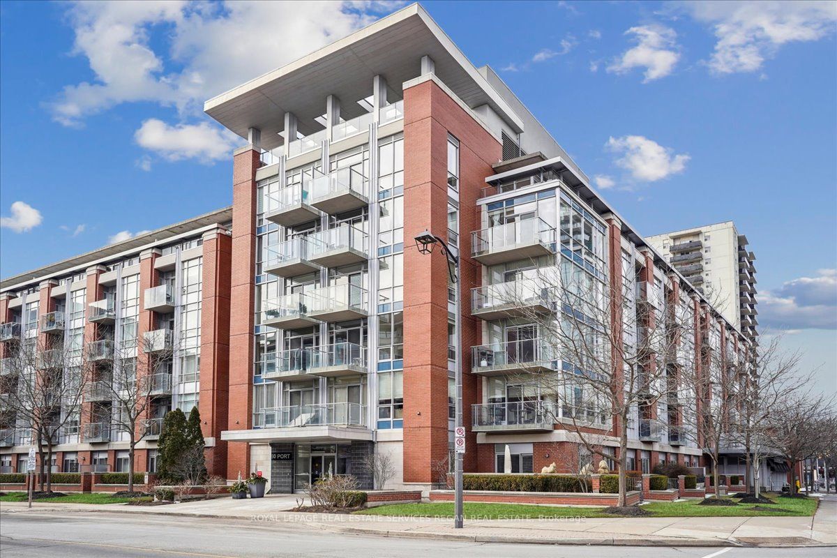 80 Port Street E, #208
