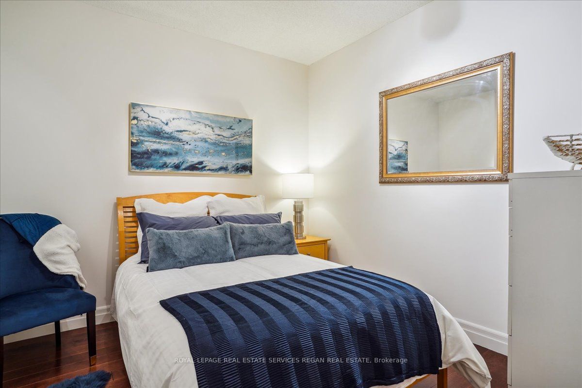 80 Port Street E, #208