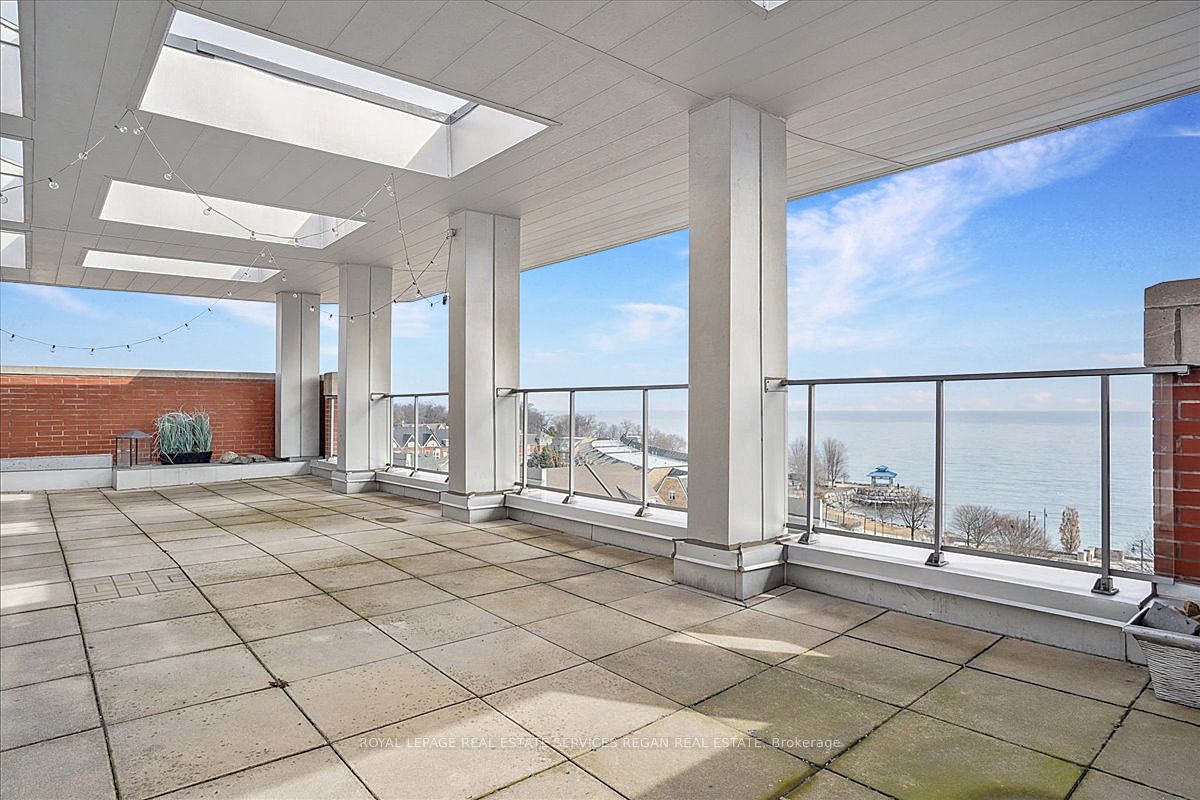 80 Port Street E, #208
