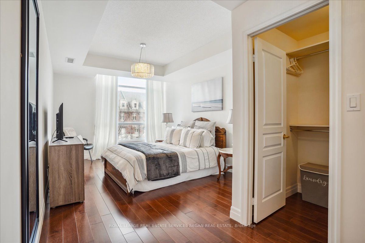 80 Port Street E, #208