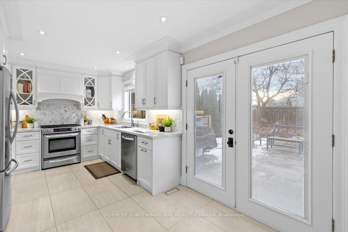 7 Kenning Place
