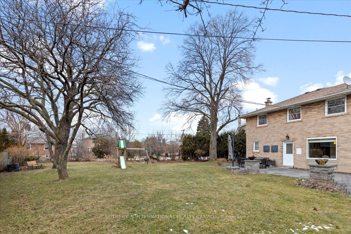 7 Kenning Place