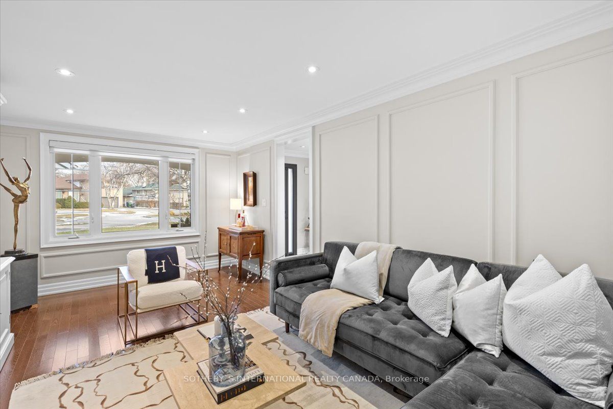 7 Kenning Place