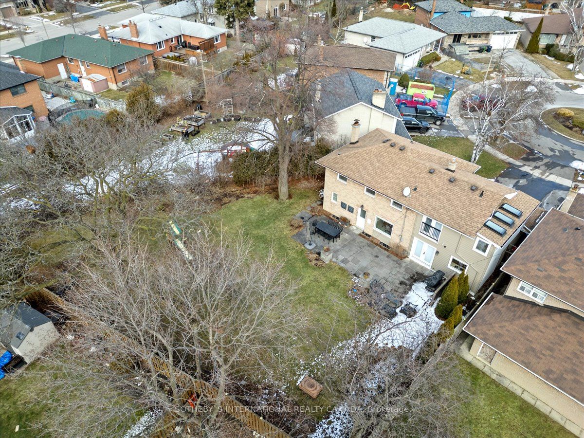 7 Kenning Place