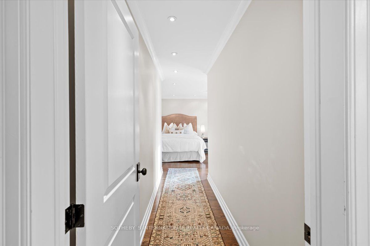 7 Kenning Place