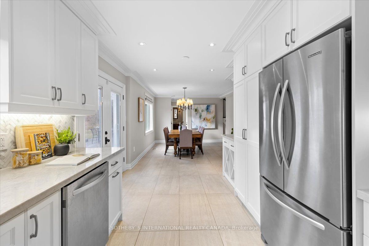 7 Kenning Place