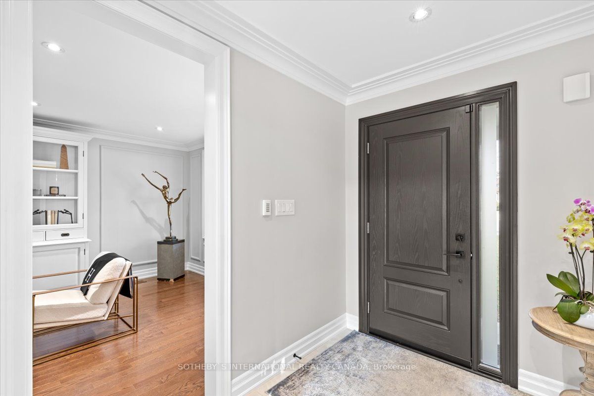 7 Kenning Place
