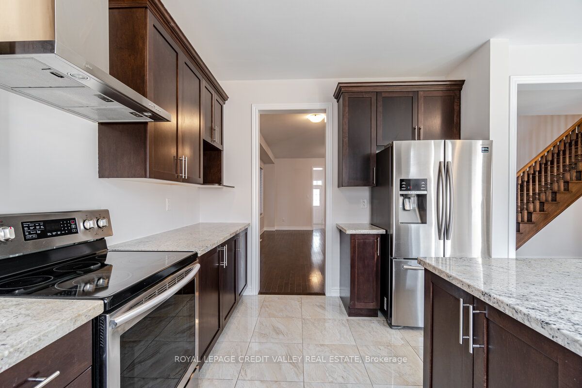 380 Robert Parkinson Dr
