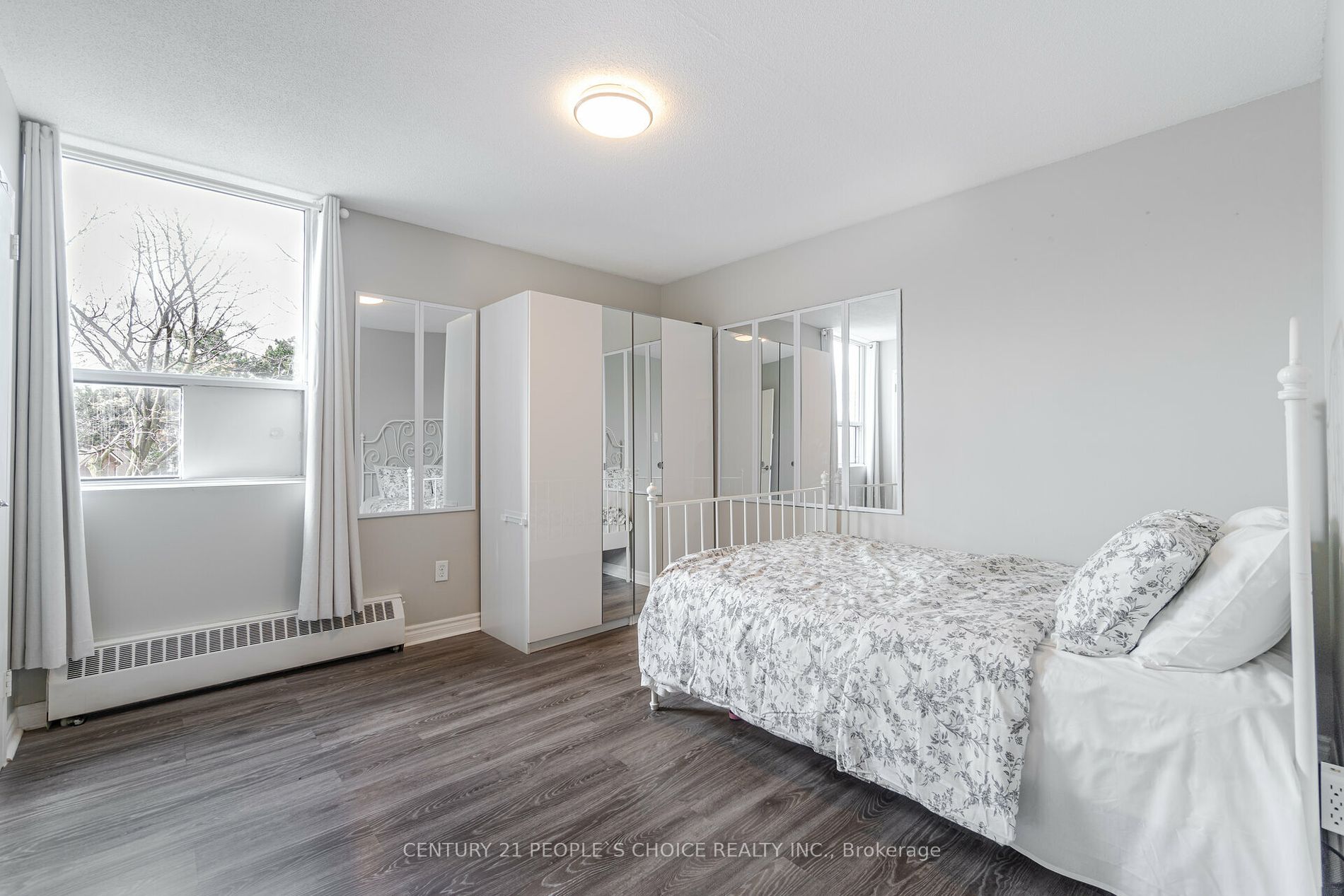 3065 Queen Frederica Drive, #205