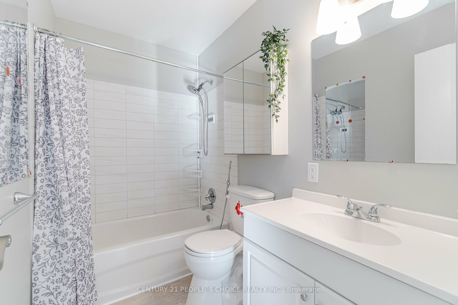 3065 Queen Frederica Drive, #205