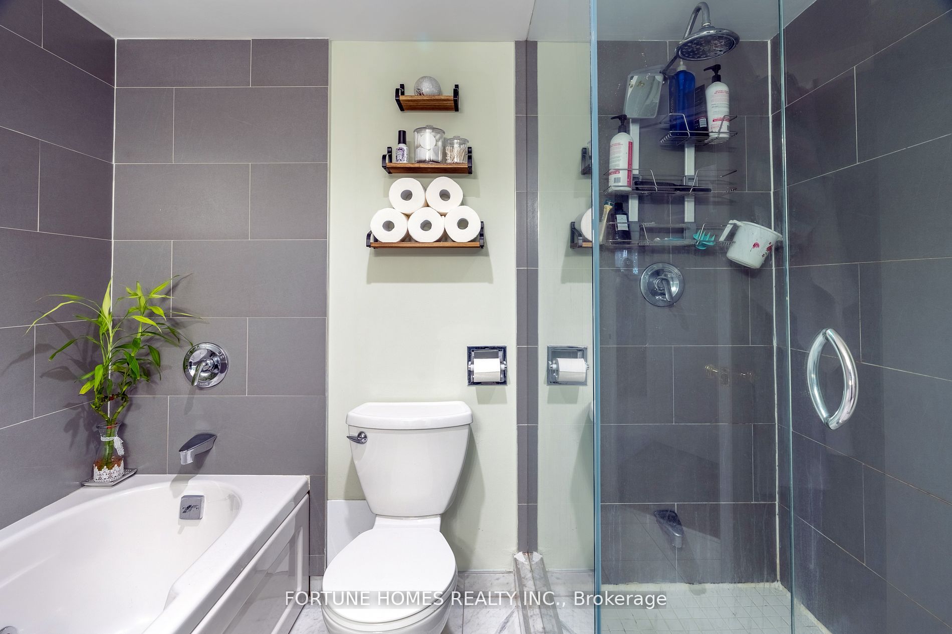 55 Elm Drive W, #311