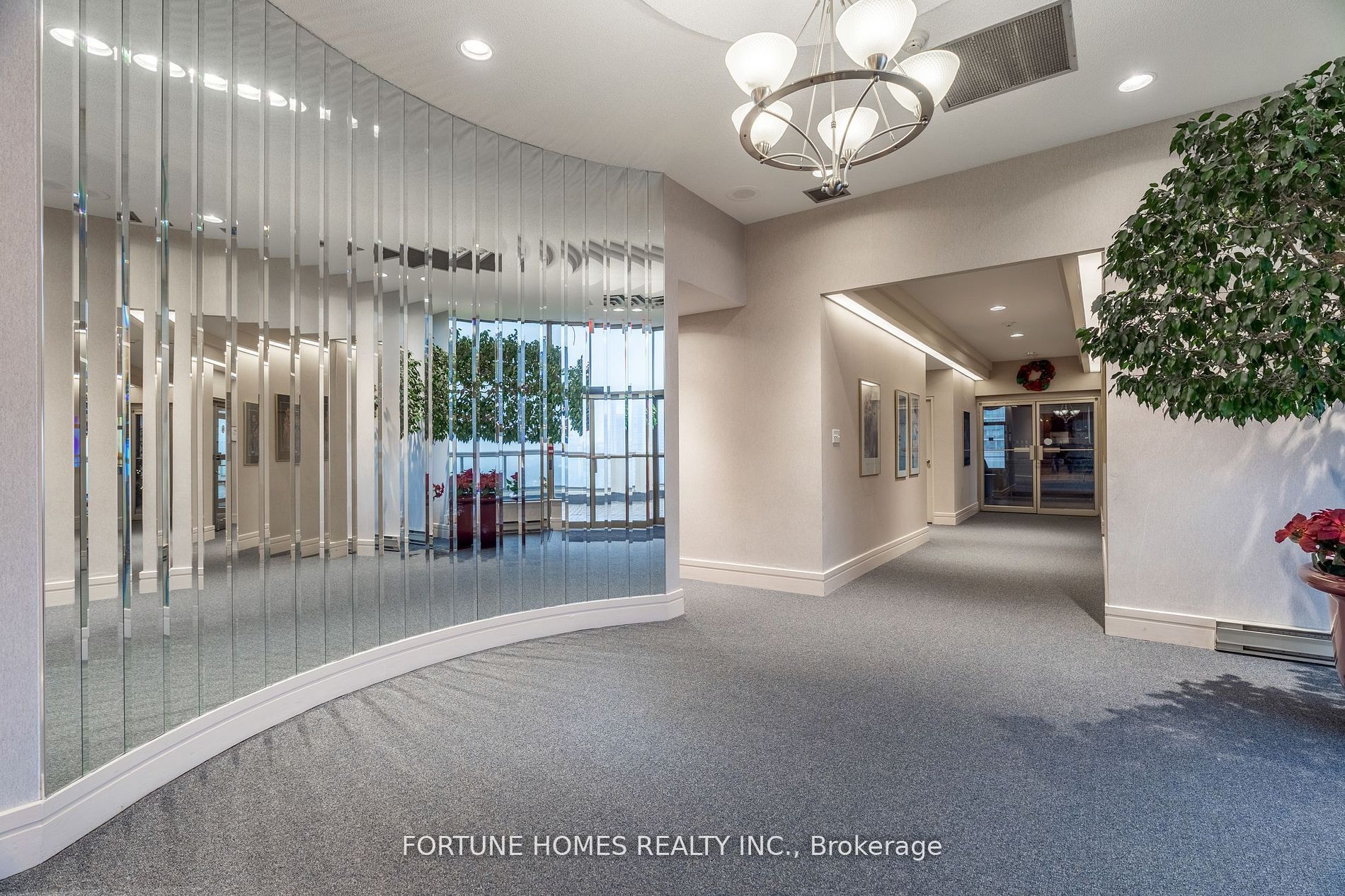55 Elm Drive W, #311