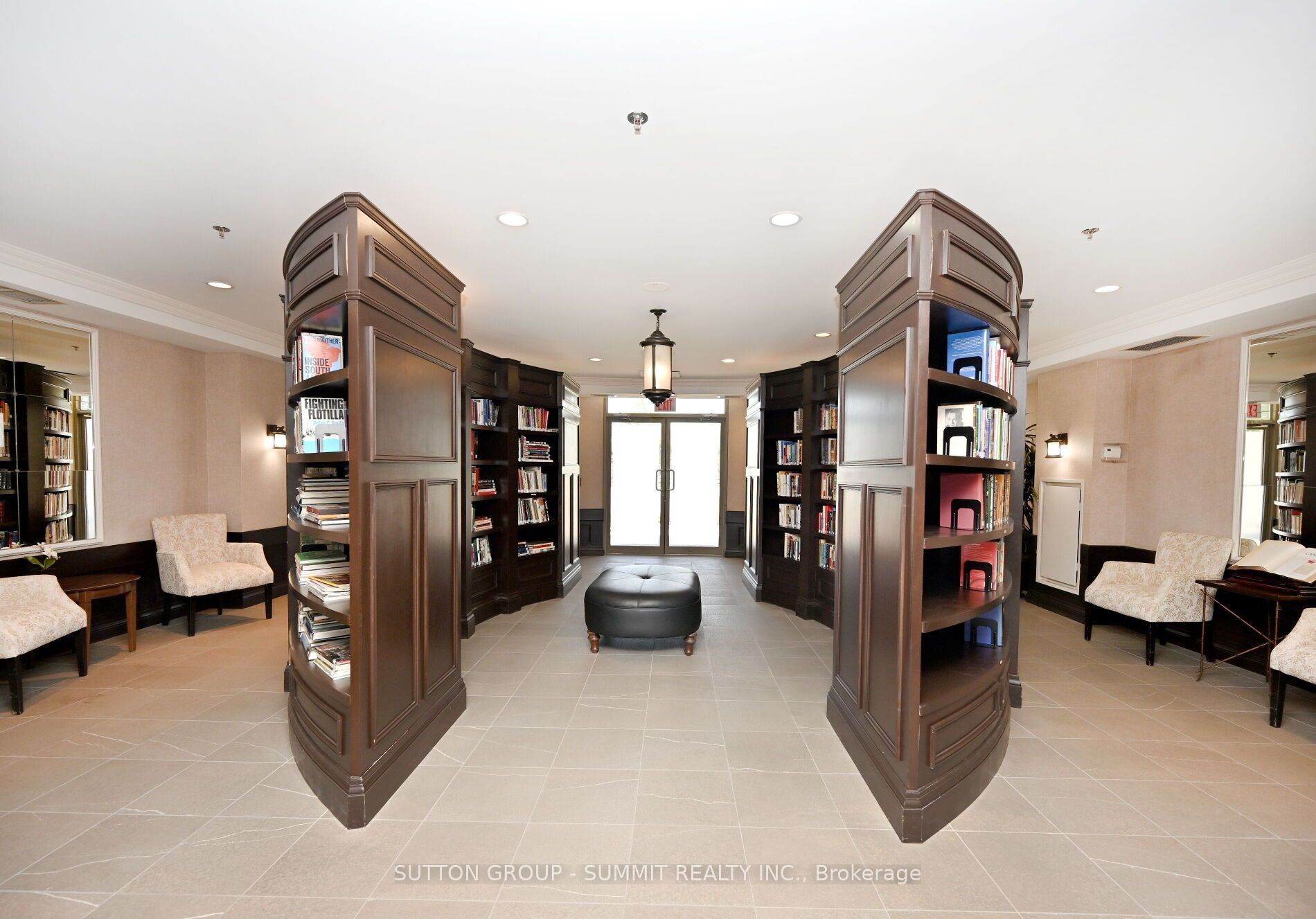 810 Scollard Court, #701