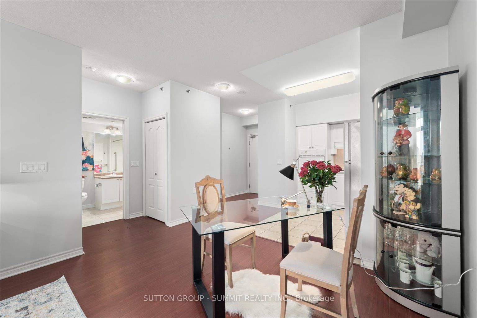 810 Scollard Court, #701