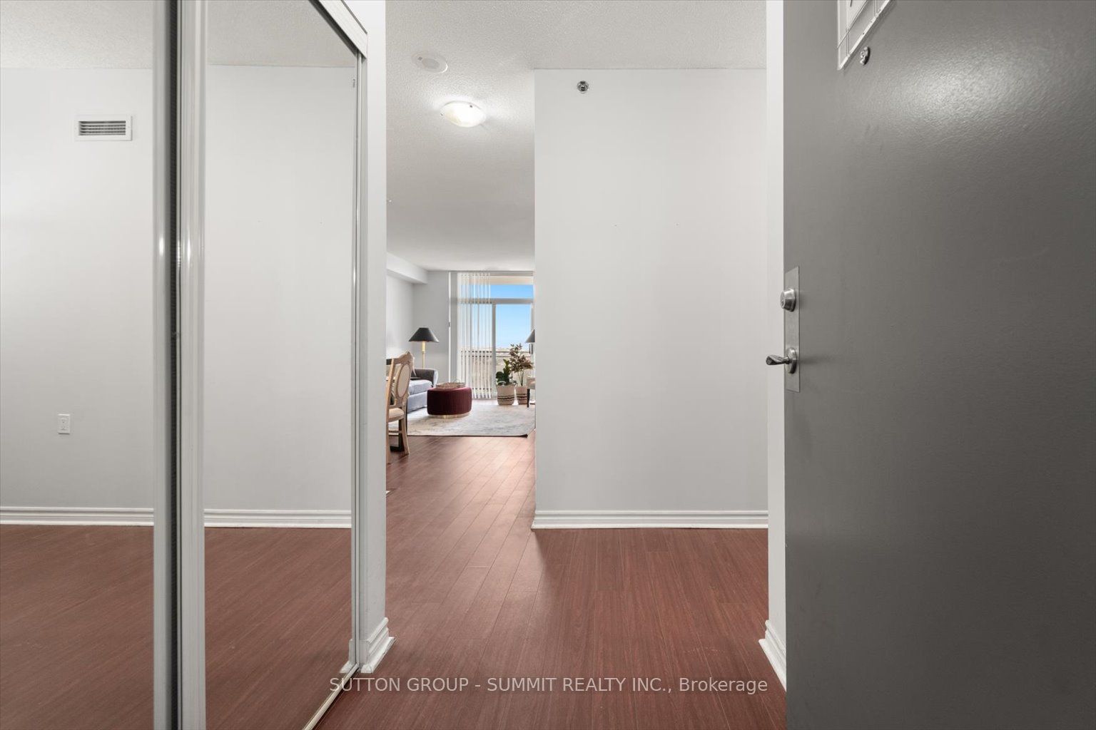 810 Scollard Court, #701