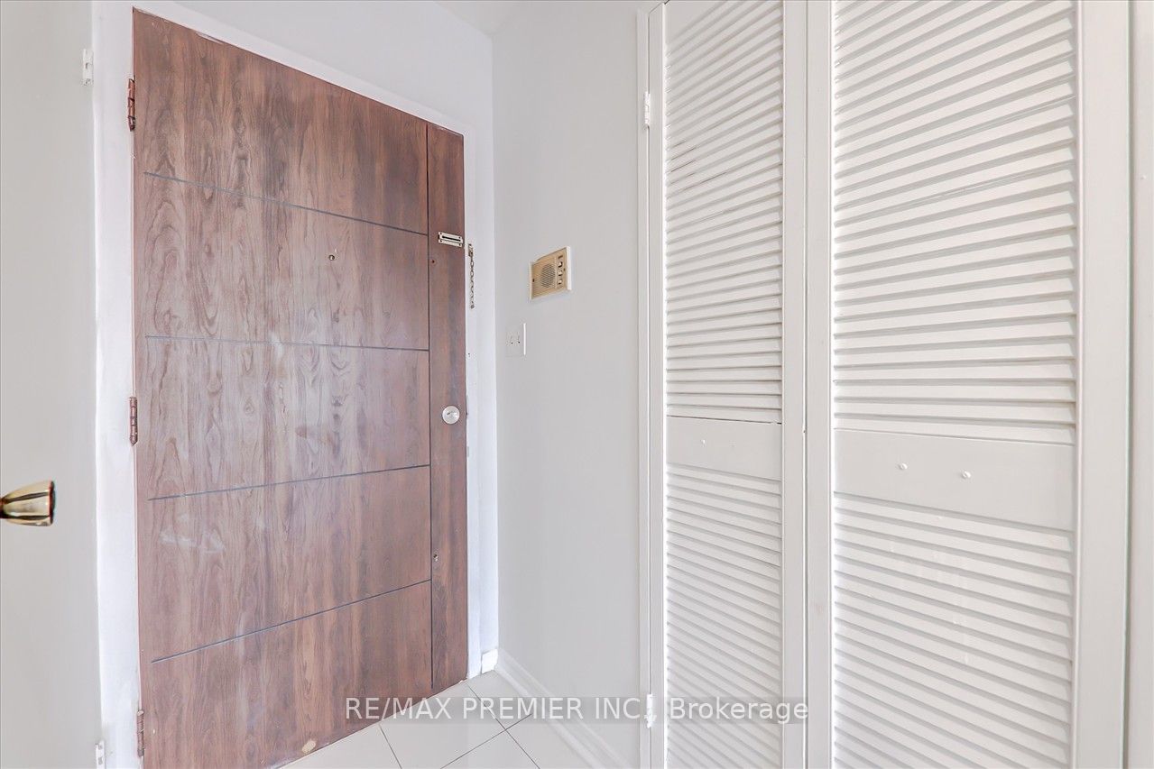10 Eddystone Ave, #268