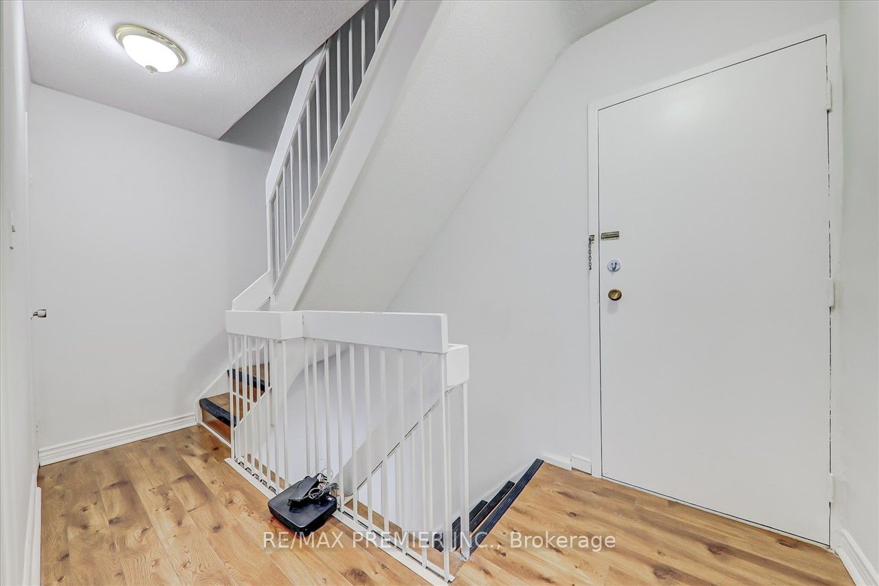 10 Eddystone Ave, #268