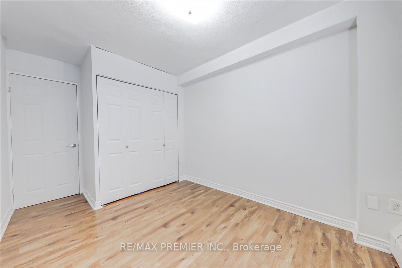 10 Eddystone Ave, #268