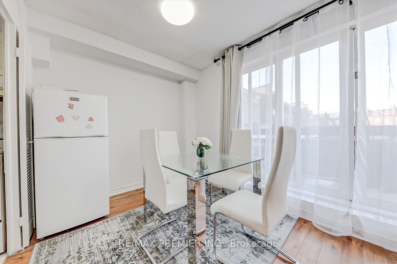 10 Eddystone Ave, #268