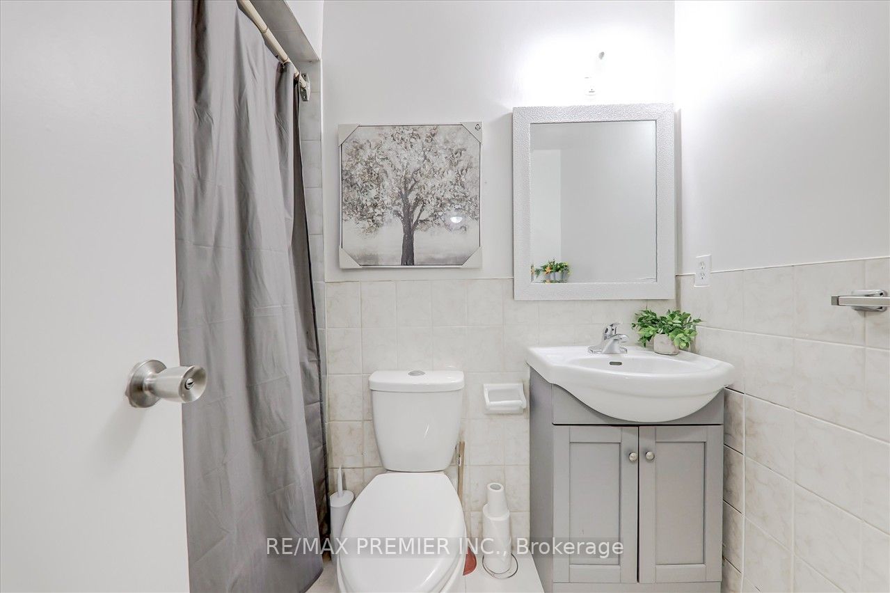 10 Eddystone Ave, #268