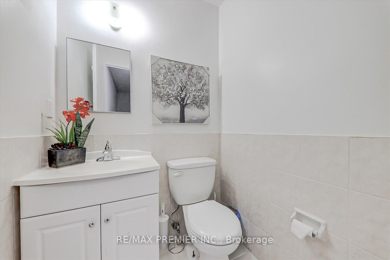 10 Eddystone Ave, #268