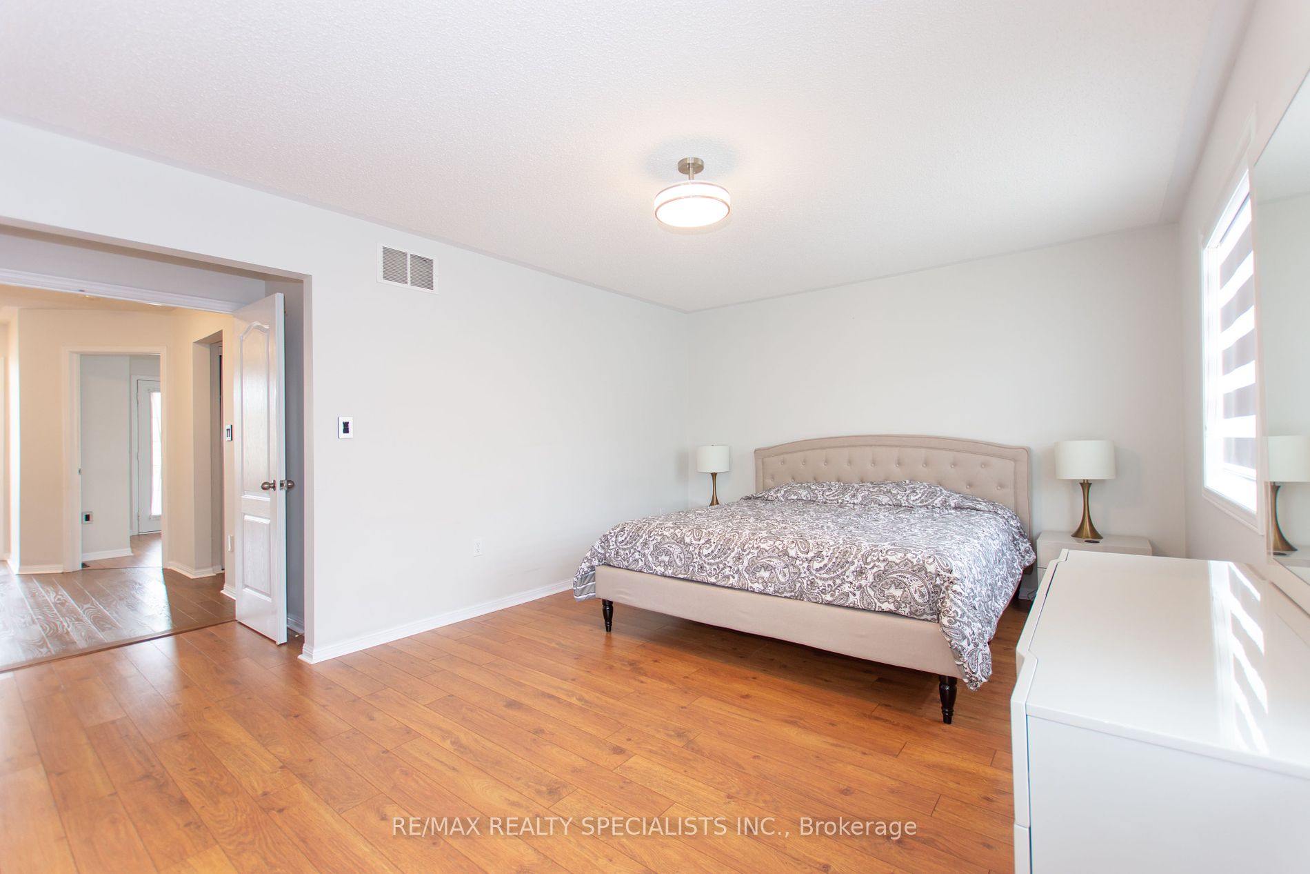3829 Larisa Grove