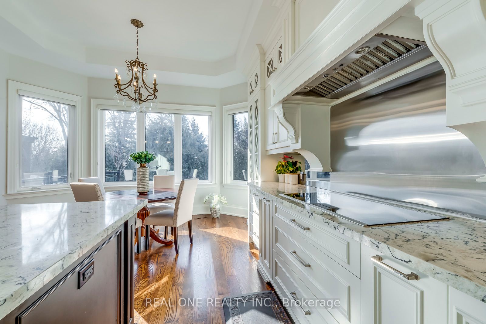 332 Sawyer Rd
