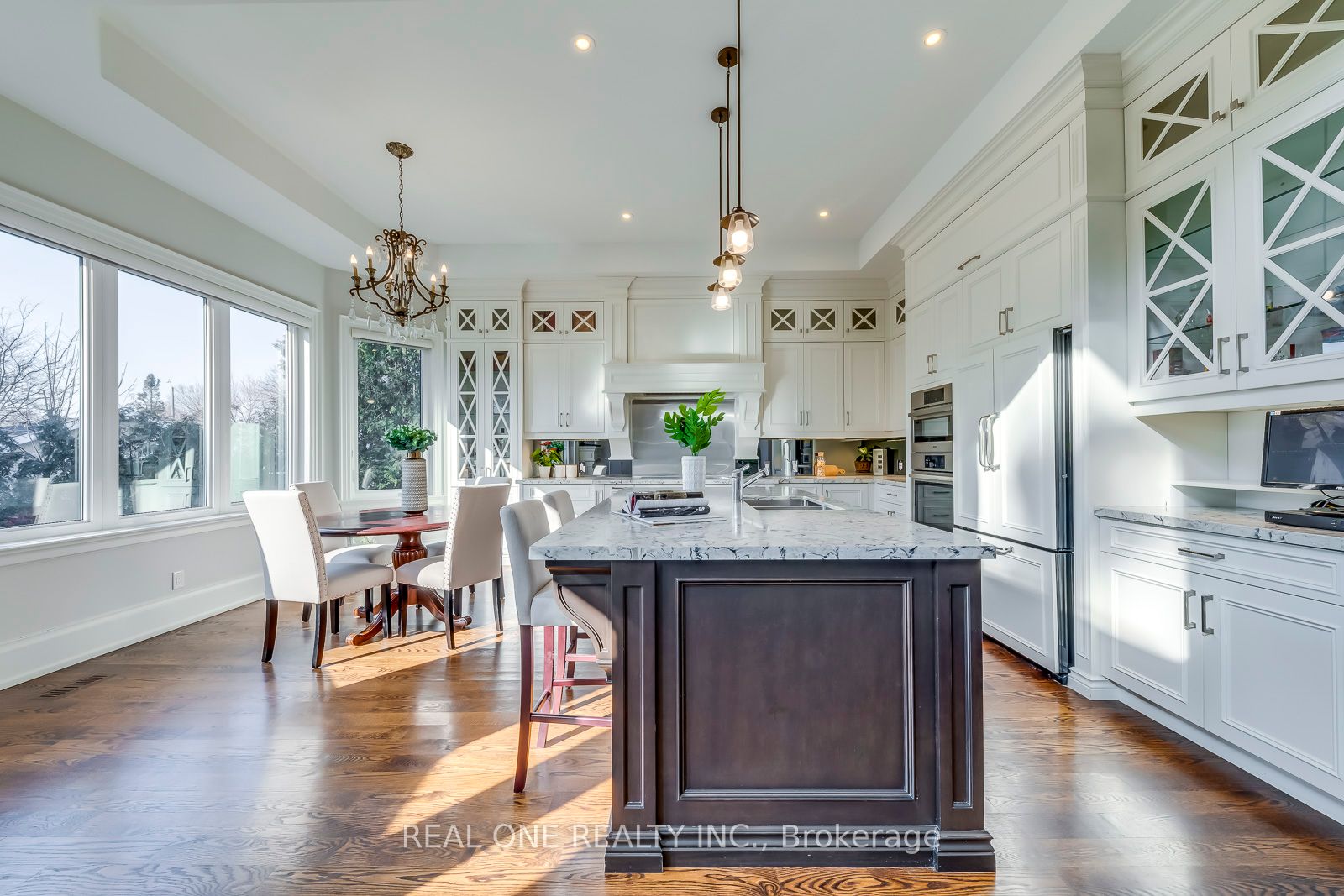 332 Sawyer Rd