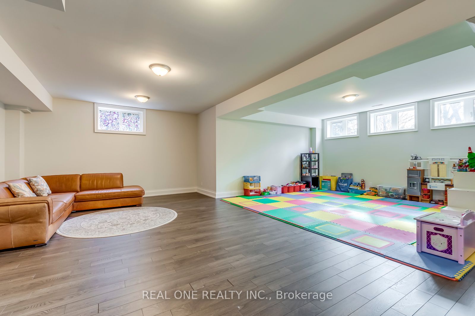 332 Sawyer Rd